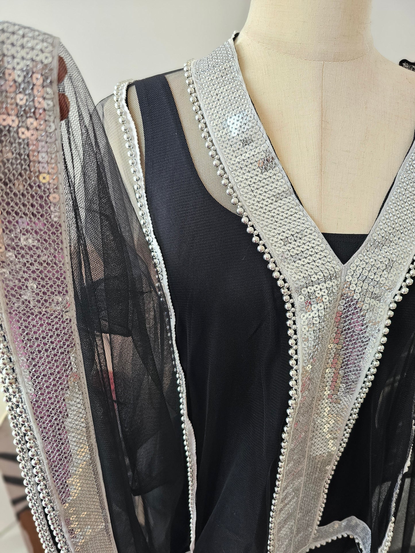 ثوب سلفر بتصميم جدا مميز